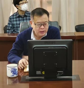 院长梁永全教授介绍学院情况.jpg